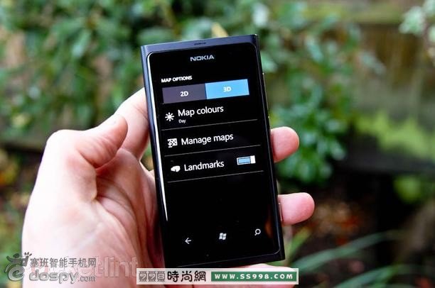 Windows PhoneϵͳŵLumia 800ײ